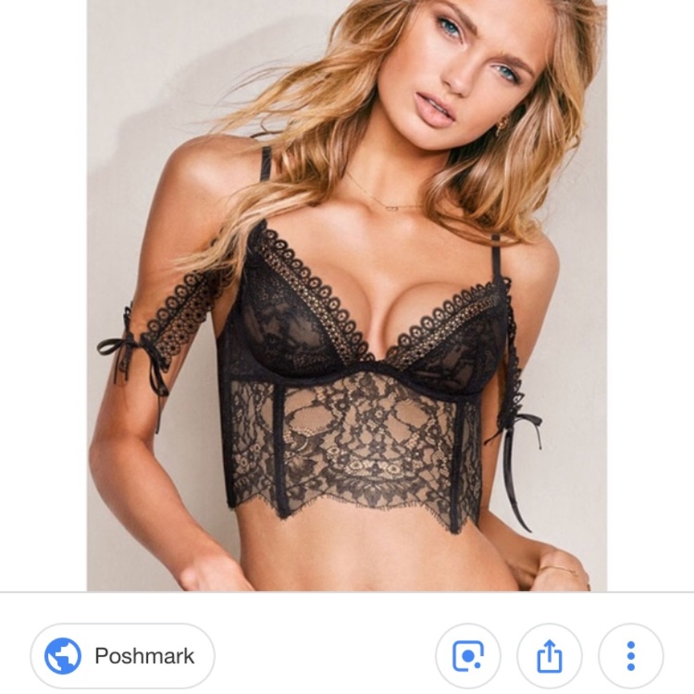 Black bustier
